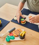 PlanToys Steak Set - Image 4