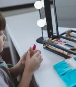 PlanToys Wooden Makeup Set - Image 7