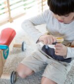 PlanToys Wooden Tool Belt - Image 5