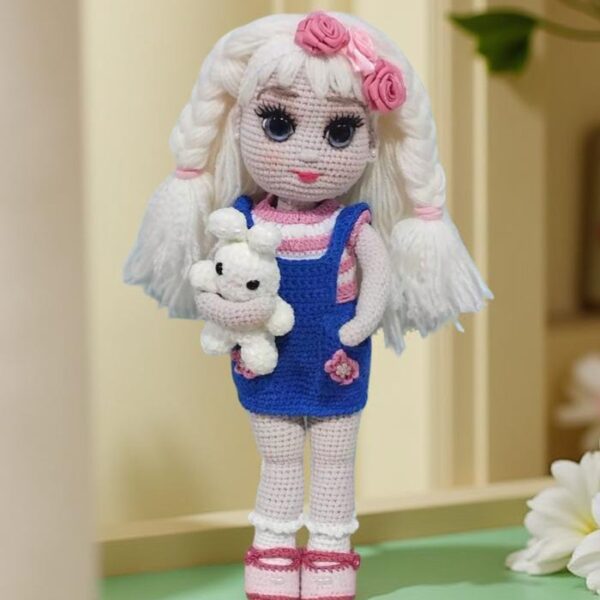 Myrtilus Lamia - The Handmade Crochet