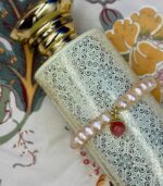 Myrtilus 14K Gold-Plated Peach Pearl Bracelet – Handmade with Rose Quartz Charm