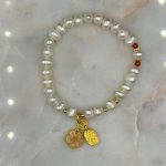Myrtilus Freshwater Pearl Bracelet – Handmade with Mother of Pearl Charms
