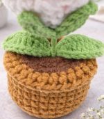 Myrtilus Rose – A Handmade 100% Acrylic Crochet Flower Pot Decoration by Myrtilus