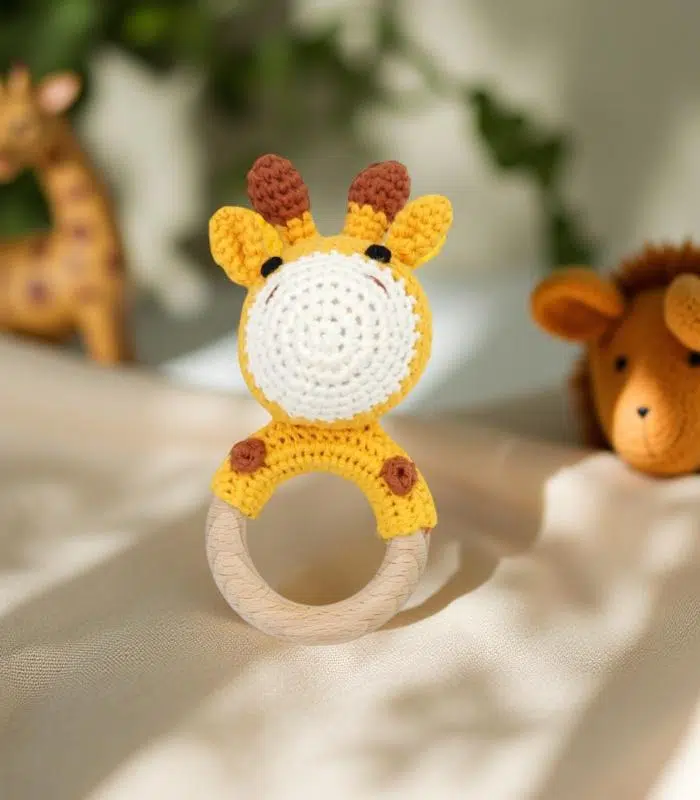 Handmade Crochet Giraffe Teether by Myrtilus